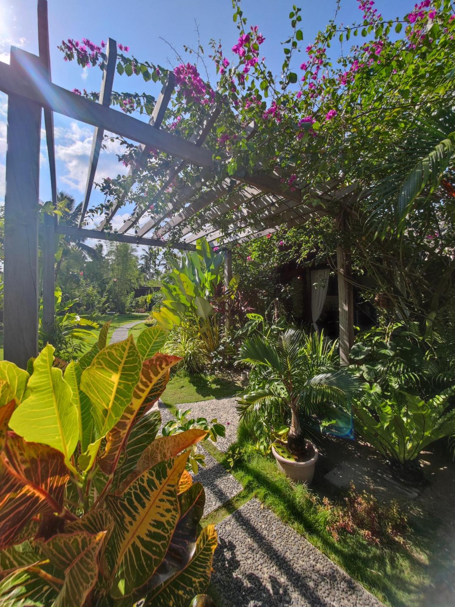 ג'נרל לונה Daluyong Beach Resort מראה חיצוני תמונה